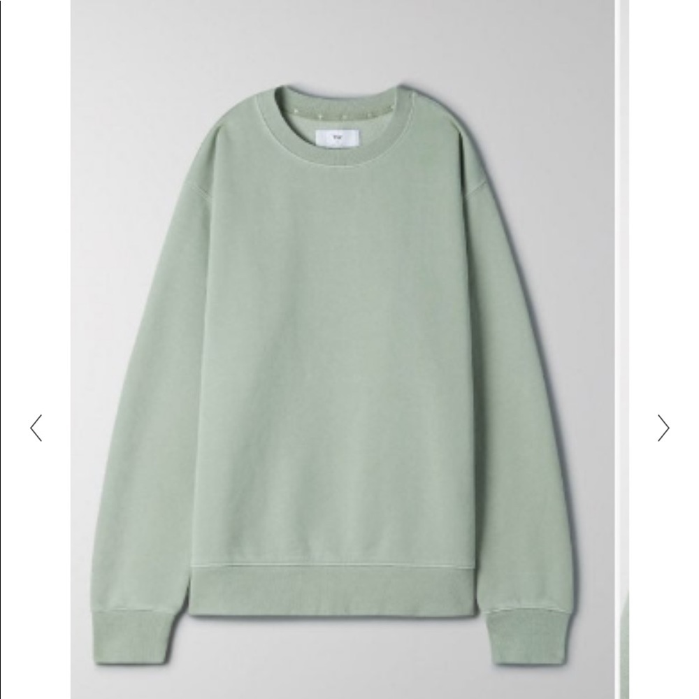 Aritzia crew neck cozy fleece - Size Medium